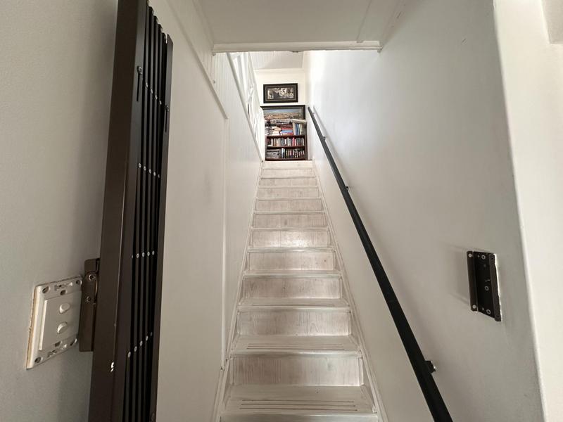5 Bedroom Property for Sale in Fraaiuitsig Western Cape